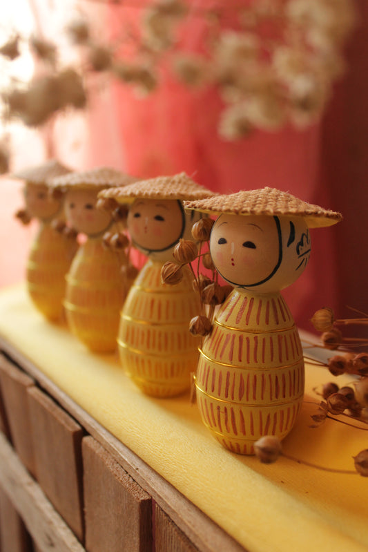 Nuova Kokeshina Contadina di Luce