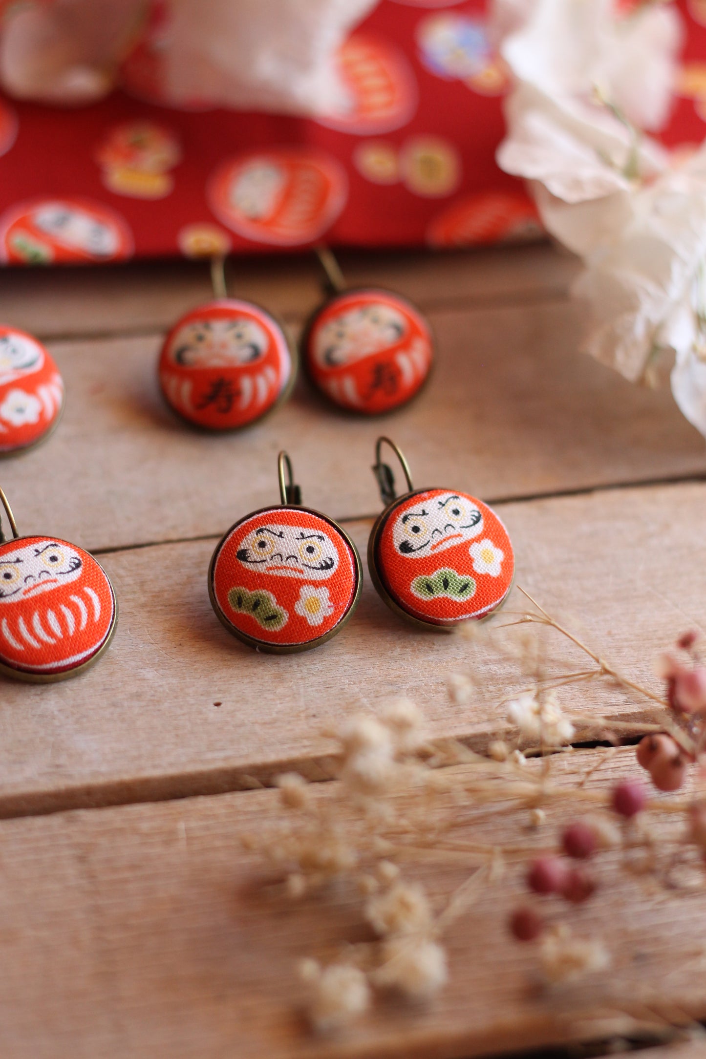 Orecchini Daruma 祝福 Shukufuku