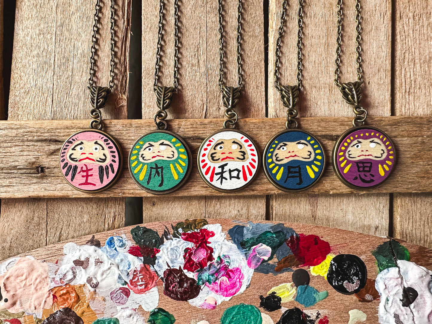 Nuovi colori - Daruma Ciondoli dipinti a mano