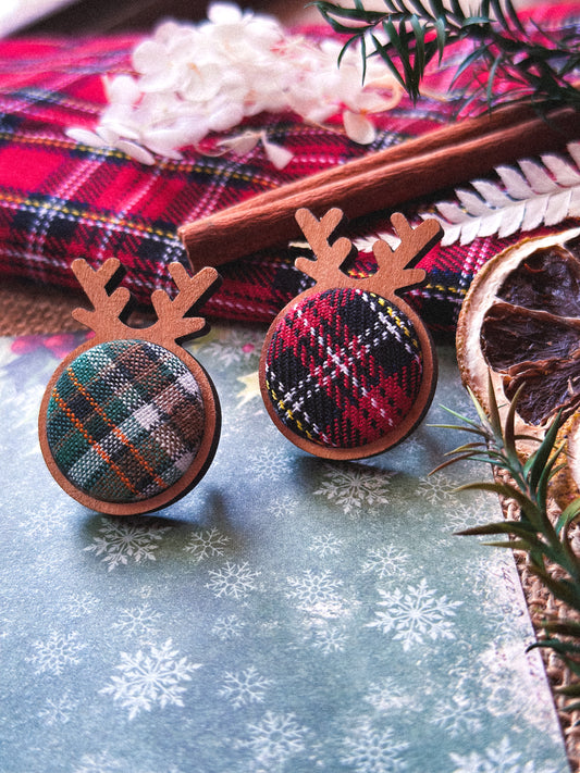 Nuove Spille Natalizie Collezione Luci Abitate - Renna legno