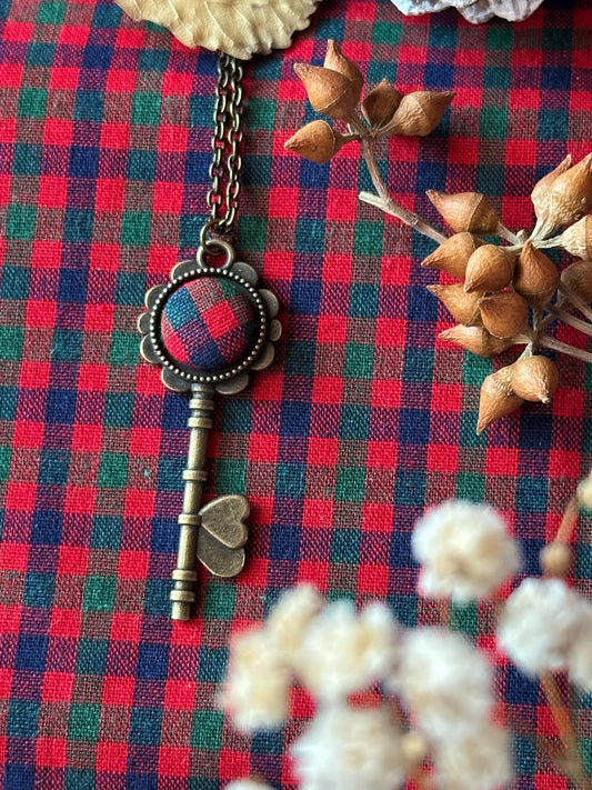 Collane Natalizie a forma di chiave, con inserto in tessuto natalizio